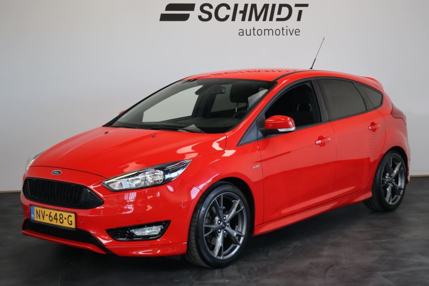 Ford Focus - 1.5 ST-Line 150pk | Carplay | Cruise Control | Navigatie | 18" - AutoWereld.nl