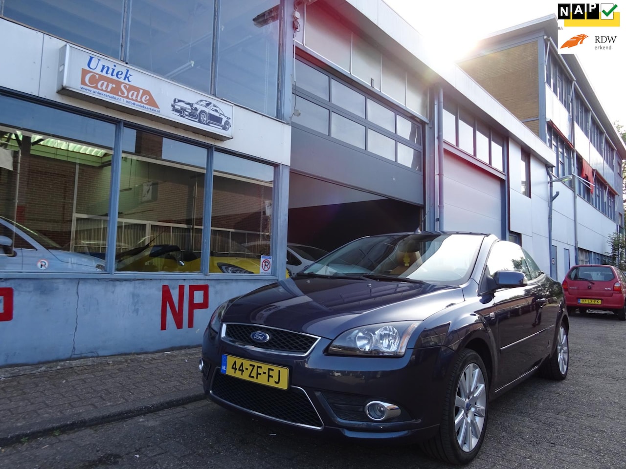 Ford Focus Coupé-Cabriolet - 2.0-16V Titanium 2.0-16V Titanium - AutoWereld.nl
