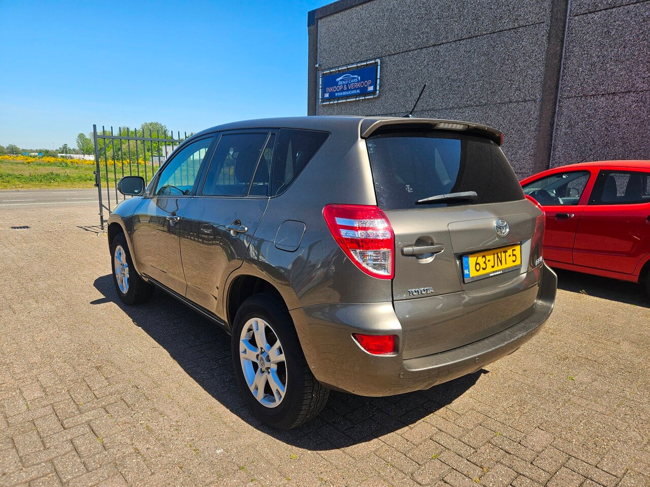 Toyota RAV4 - 2.0 VVTi Dynamic 2.0 VVTi Dynamic 4x4 - AutoWereld.nl