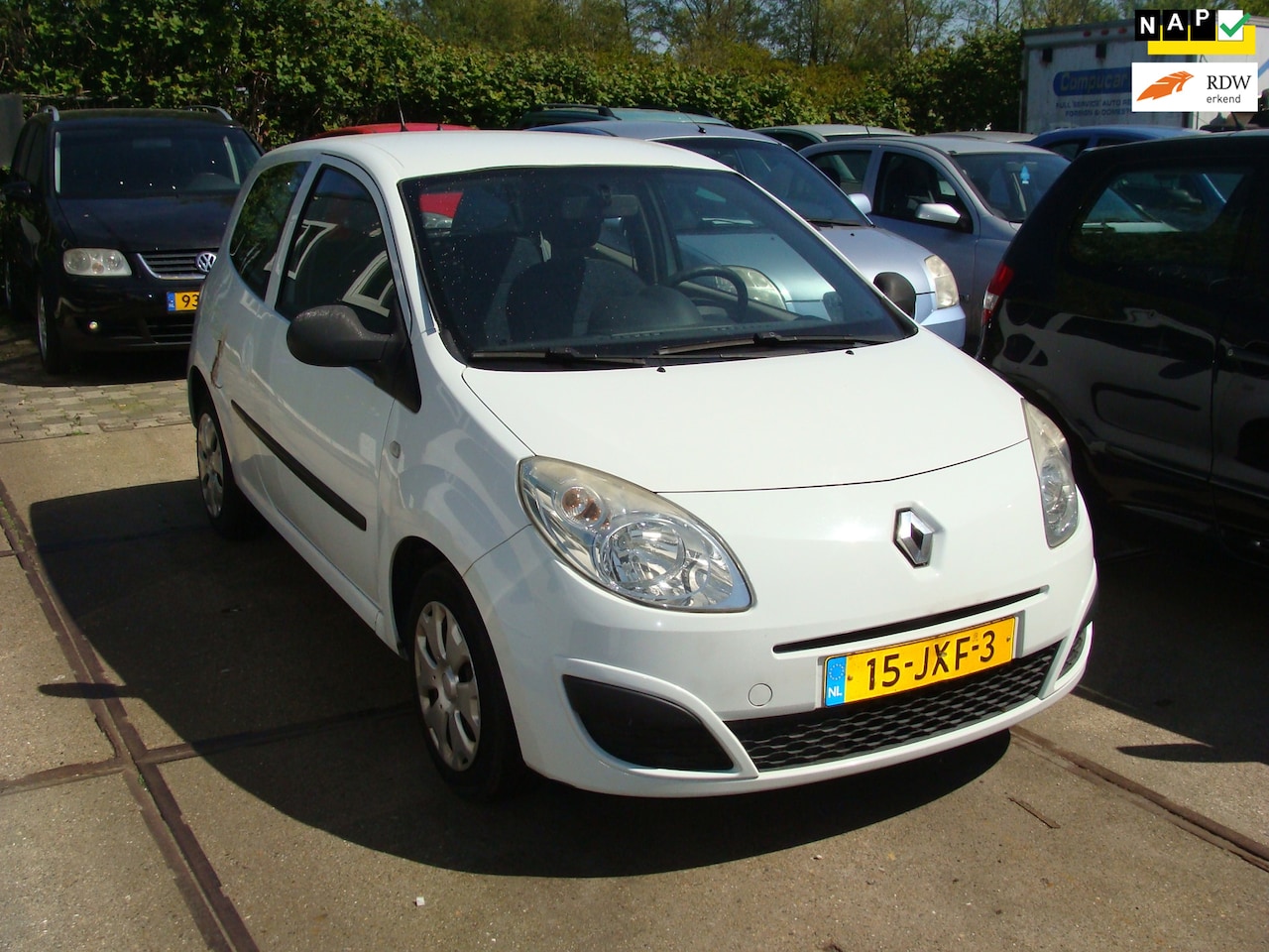 Renault Twingo - 1.2 Authentique st bekr airco elek pak nap apk - AutoWereld.nl
