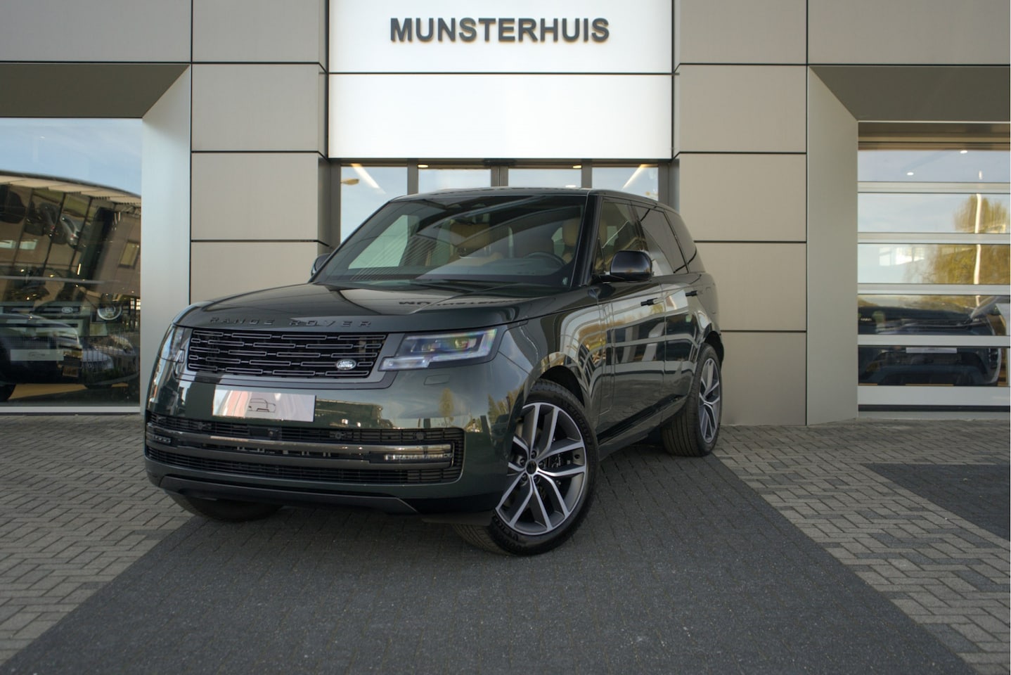 Land Rover Range Rover - 3.0 P550e Autobiography PHEV | Meridian Signature | Koelvak | Head-up display | - AutoWereld.nl