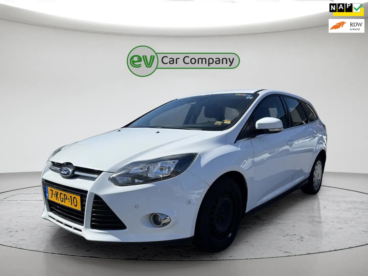 Ford Focus Wagon - 1.6 TDCI ECOnetic Lease Titanium | Exportprijs | Dodehoek | Cruise Control | Parkeersensor - AutoWereld.nl