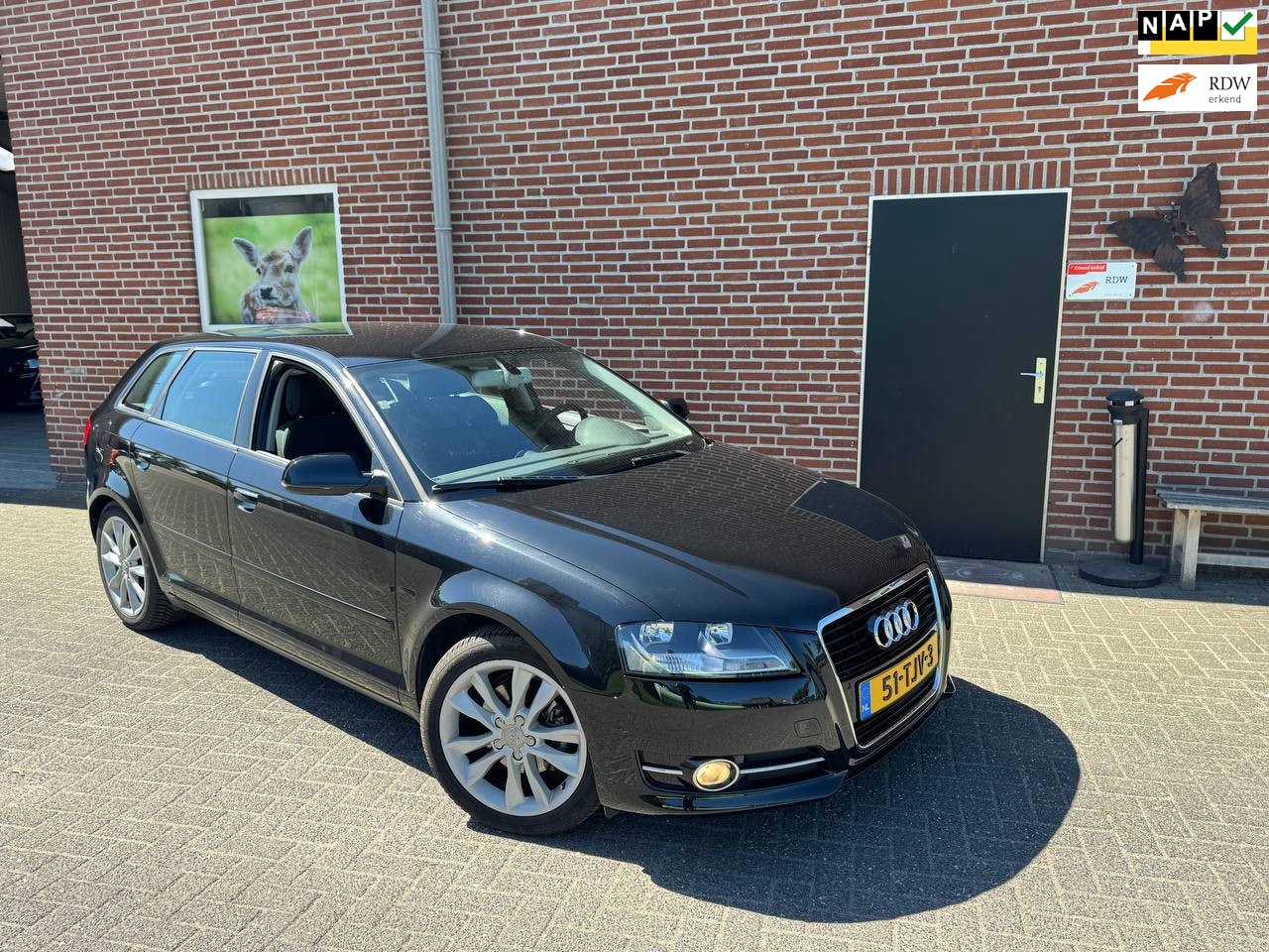 Audi A3 Sportback - 1.8 TFSI Ambition Business Edition Dab+ Carplay, Camera, Cruise control - AutoWereld.nl