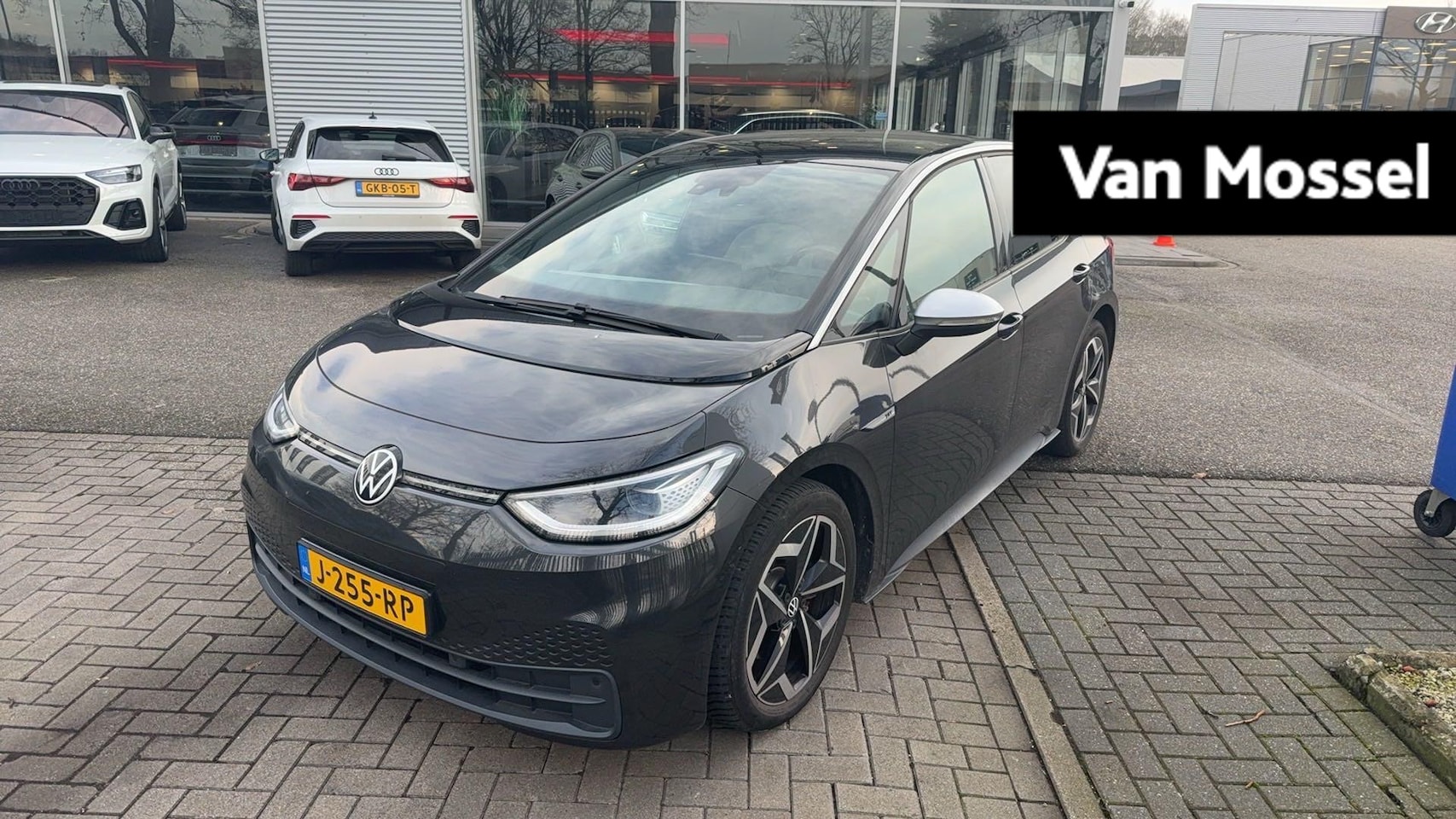 Volkswagen ID.3 - First Plus 58 kWh | SoH ... | Parkeercamera | Stoel en Stuurverwarming | Carplay / Android - AutoWereld.nl