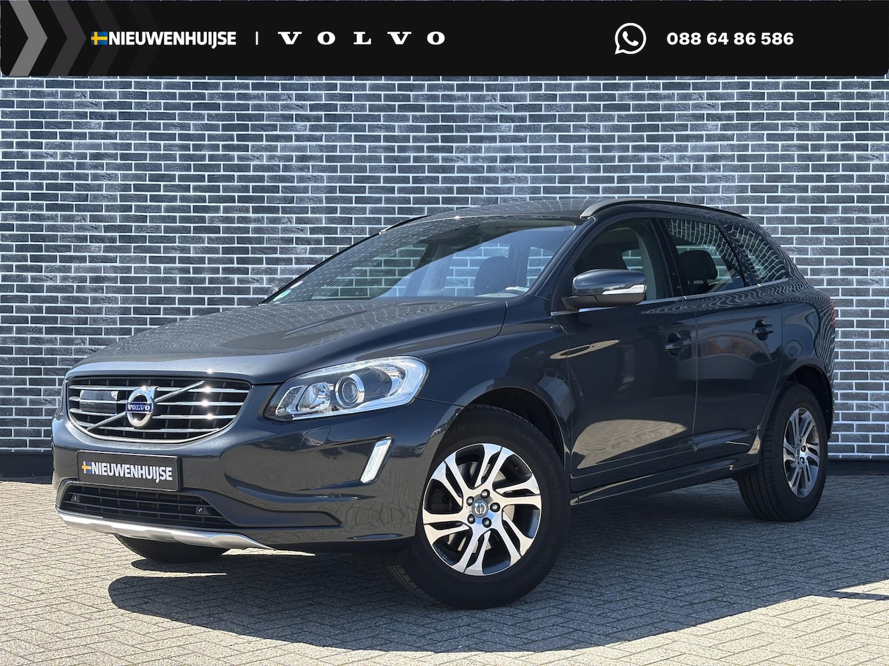 Volvo XC60 - 2.0 T5 FWD Momentum | Trekhaak | BLIS | Cruise Control Adaptief | Bi-Xenon | Zitverhogers - AutoWereld.nl