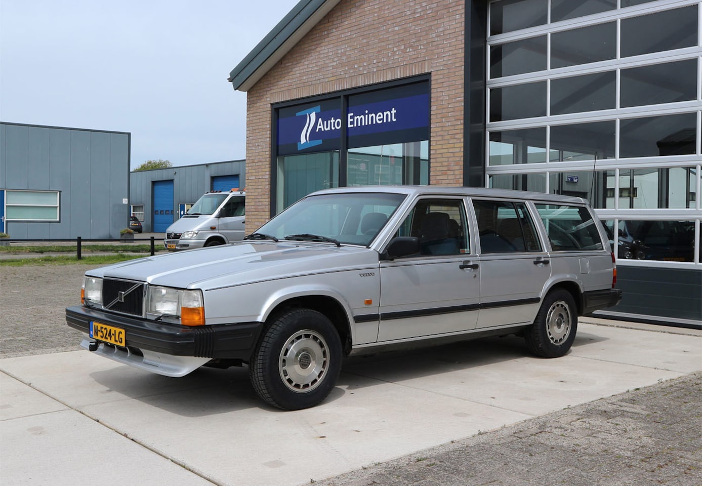 Volvo 740 - Estate 2.3 GL 1985 Zeer mooi 2e eigenaar! - AutoWereld.nl