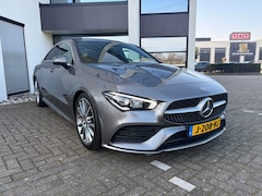 Mercedes-Benz CLA-Klasse - 200 Advantage /CAMERA VOOR + ACHTER / SFEERVERLICHTING NAP TOPSTAAT PERF ONDERHOUDEN AUTOM