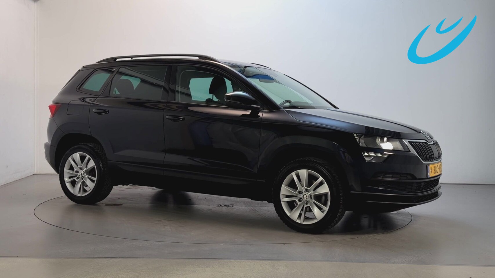 Skoda Karoq - 1.5 TSI 150pk DSG ACT Business Edition Adaptive Cruise Navigatie Navigatie Parkeersensoren - AutoWereld.nl