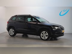 Skoda Karoq - 1.5 TSI 150pk DSG ACT Business Edition Adaptive Cruise Navigatie Navigatie Parkeersensoren