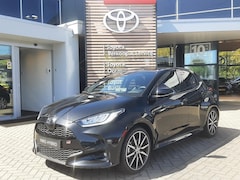 Toyota Yaris - 1.5 Hybrid 130 GR SPORT NIEUW DIRECT LEVERBAAR PANODAK JBL-AUDIO 18'' LM-VELGEN CLIMA STOE