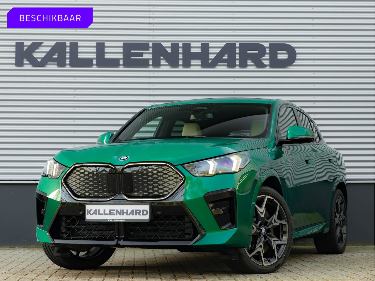 BMW iX2 - eDrive20 - M-Sport Pro - M Compound Rem - Trekhaak - Memoryzetel - Head-up - AutoWereld.nl