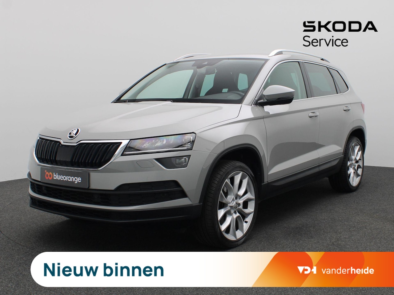 Skoda Karoq - 1.5 TSI ACT Style Business 150PK DSG Trekhaak, 19", Virtual Pedal, Achteruitrijcamera, Mem - AutoWereld.nl