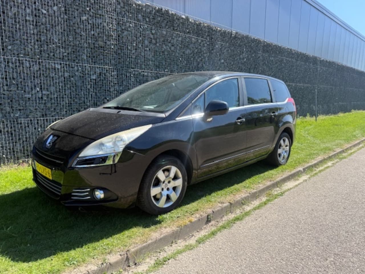 Peugeot 5008 - 1.6 THP ST 7p. Pano - AutoWereld.nl