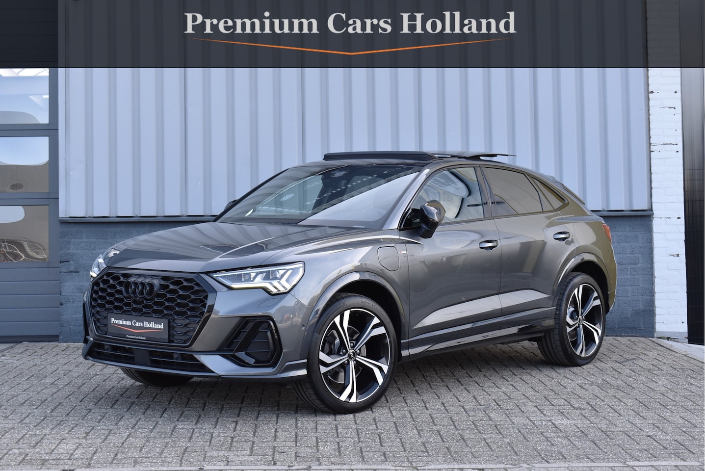 Audi Q3 Sportback - 45 TFSI e S-Line 245 Pk Pano Navi Memory 360 Camera ACC 20 Inch - AutoWereld.nl