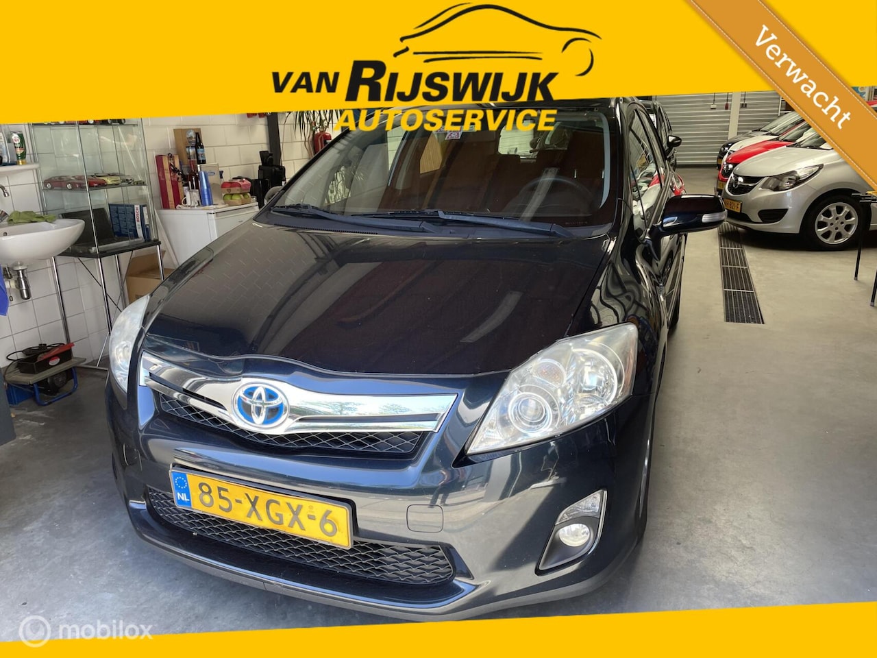 Toyota Auris - 1.8 Full Hybrid Business 1.8 Full Hybrid Business - AutoWereld.nl