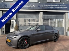 Alfa Romeo Giulia - 2.0 T AWD Veloce 280pk Adaptive Camera Leder Stoel/Stuurverw. 19''