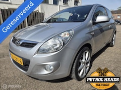 Hyundai i20 - 1.2i DynamicVersion | Airco | LM velg 17inch