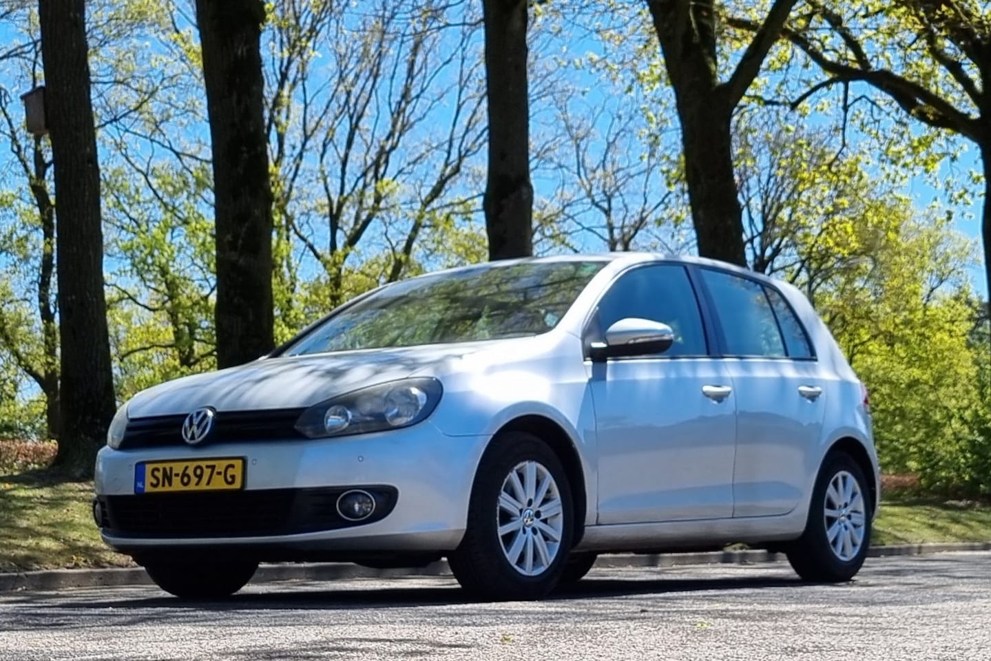 Volkswagen Golf - 1.2 TSI Trendline 1.2 TSI Trendline, Navigatie, Climate control, Cruise control, APK t/m 04-2027! - AutoWereld.nl