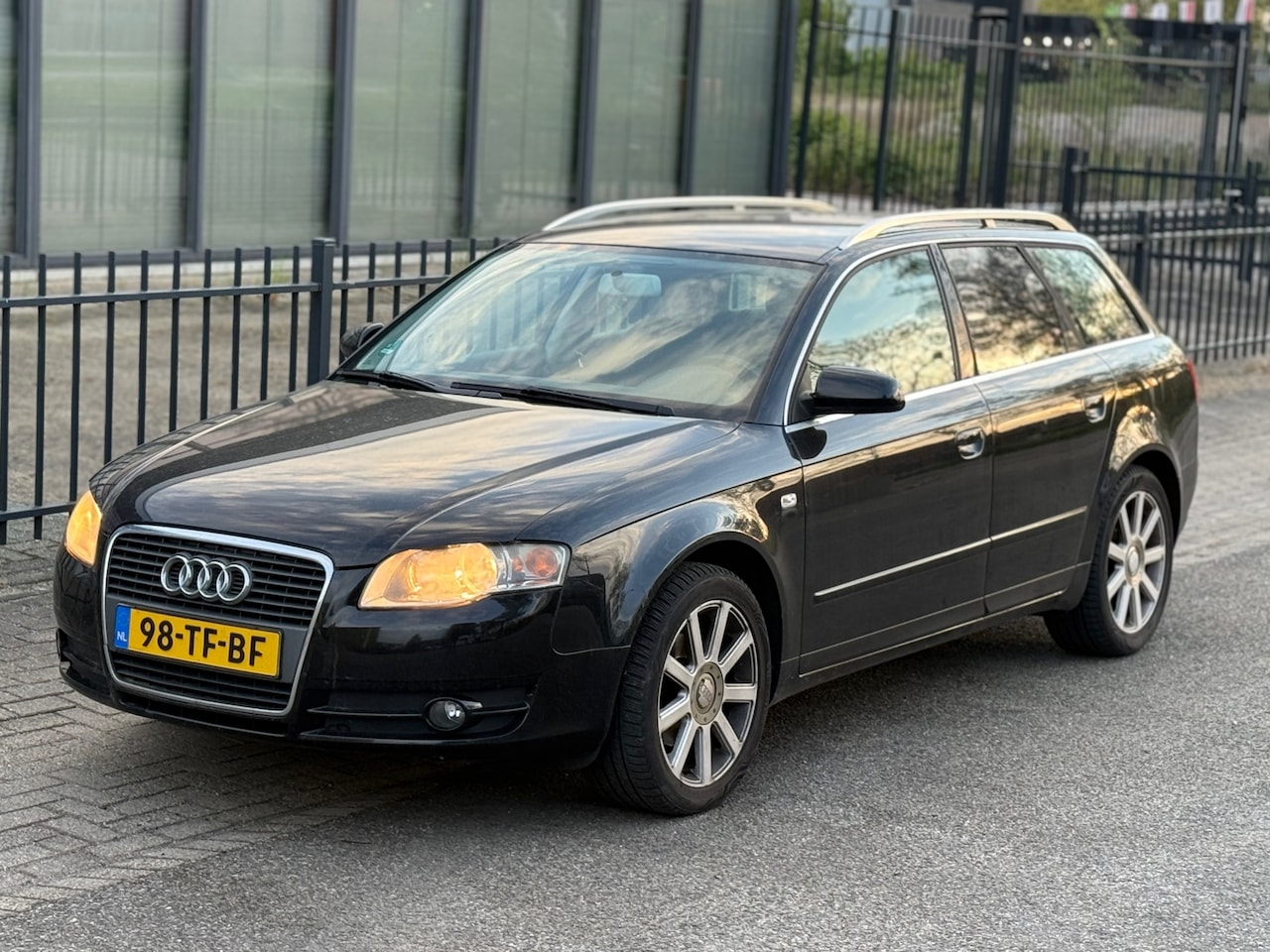 Audi A4 Avant - 2.0 Pro Line Business 2.0 Pro Line Business - AutoWereld.nl