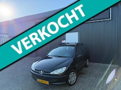 Peugeot 206 SW - 1.4 X-line RIJDT & SCHAKELT NIEUW APK 05-27