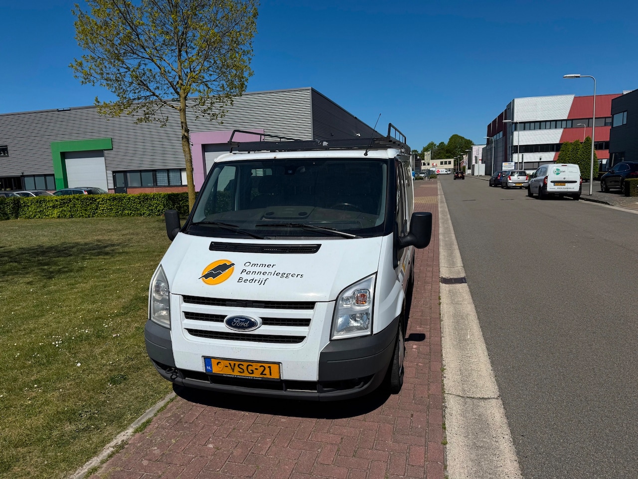 Ford Transit - 260S 2.2 TDCI DC 260S 2.2 TDCI DC - AutoWereld.nl