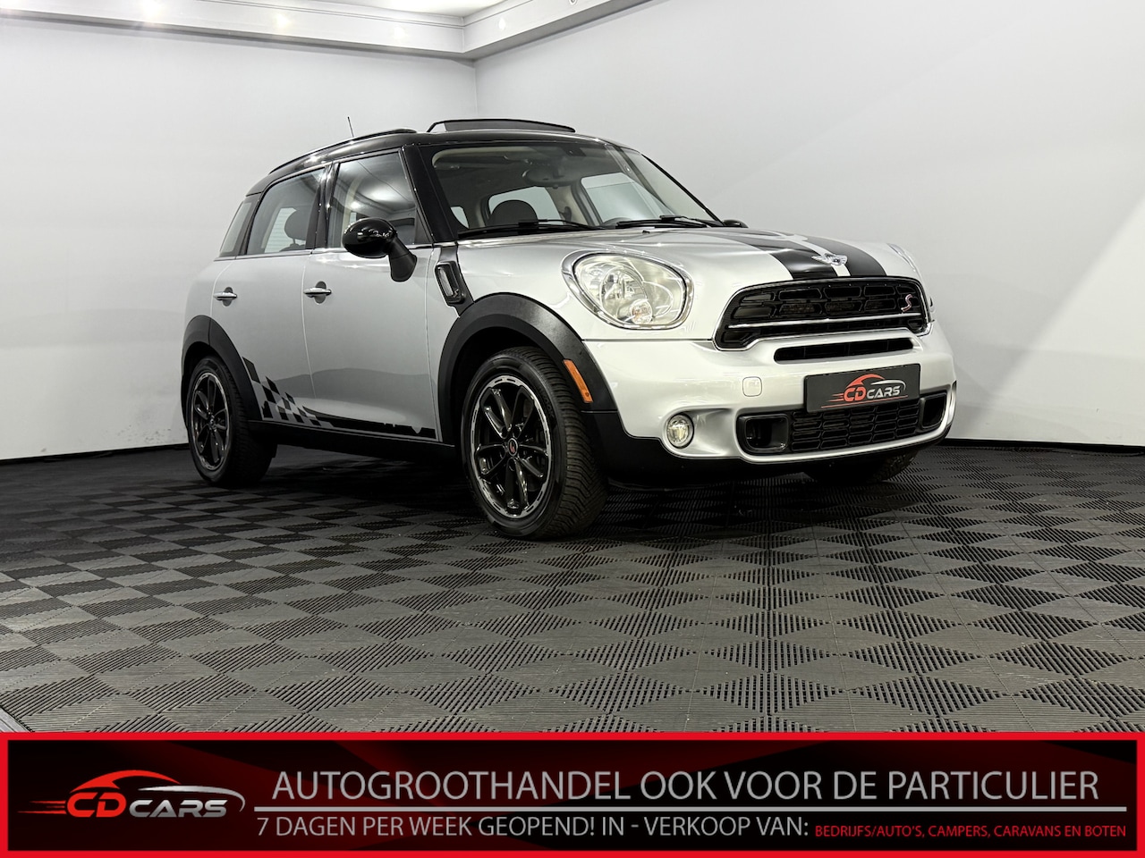 MINI Countryman - COOPER S Panoramadak, Harman/Kardon, Navi, Cruise control, Parkeersensoren, Leder, Lichtme - AutoWereld.nl