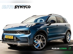 Lynk & Co 01 - 1.5 Plug-in Hybrid 262 Pk | Zwarte hemel | Adapt. Cruise | Panoramadak | 360 Camera | Keyl