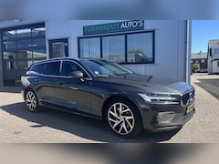 Volvo V60 - T6 Twin Engine AWD Momentum Pro