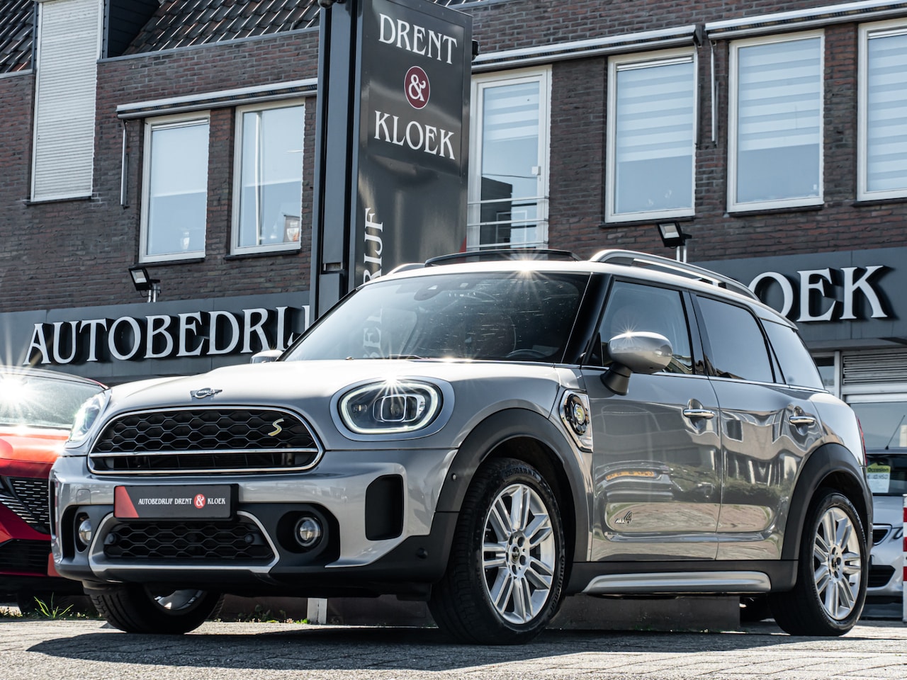 MINI Countryman - Mini 1.5 Cooper S E ALL4 Untamed Edition PANO HARMAN KARDON MEMORY STOEL CAMERA LEDER BOMV - AutoWereld.nl