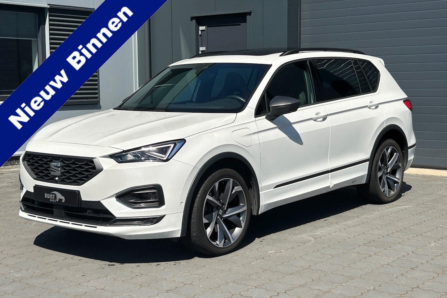 SEAT Tarraco - 1.4 TSI e-Hybrid PHEV FR Business PANO TREKHAAK 20" LED VOL! - AutoWereld.nl