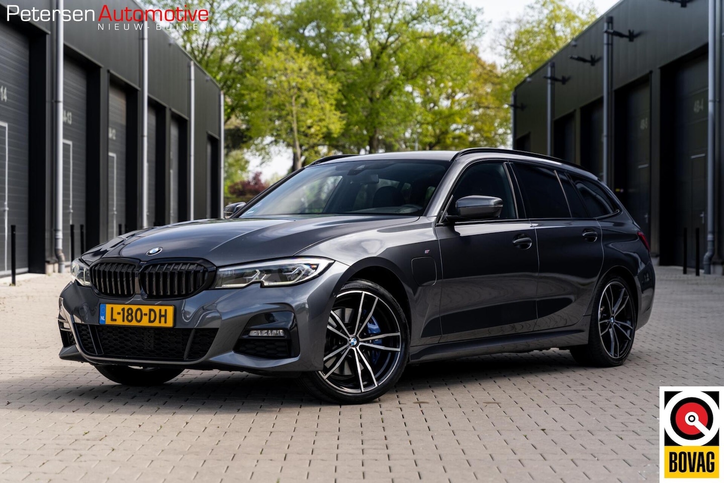 BMW 3-serie Touring - 330e High Executive 330e High Executive - AutoWereld.nl