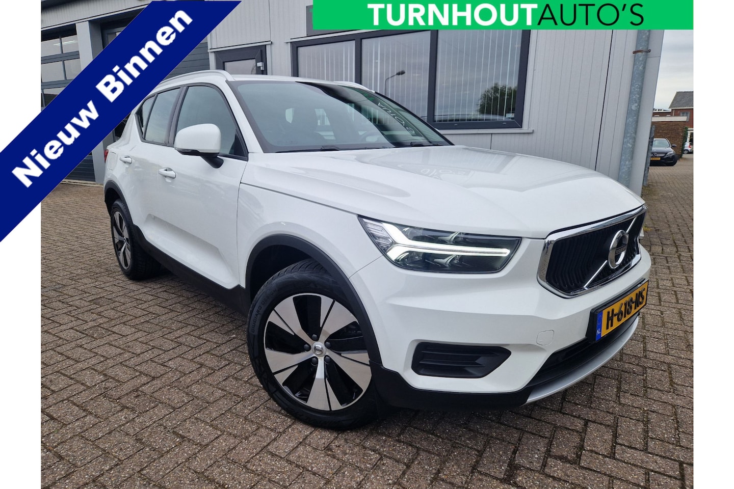 Volvo XC40 - T5 Twin Engine Momentum Pro NL Auto | Verw.stoelen | Electr klep | Apple carplay | Grootli - AutoWereld.nl