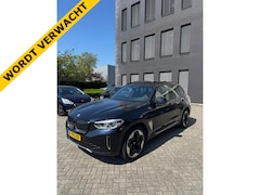 BMW iX3 - High Executive 80 kWh M SPORT LEDER PANORAMADAK HEAD-UP TREKHAAK