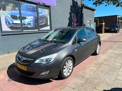 Opel Astra - 1.4 Turbo Edition navigatie