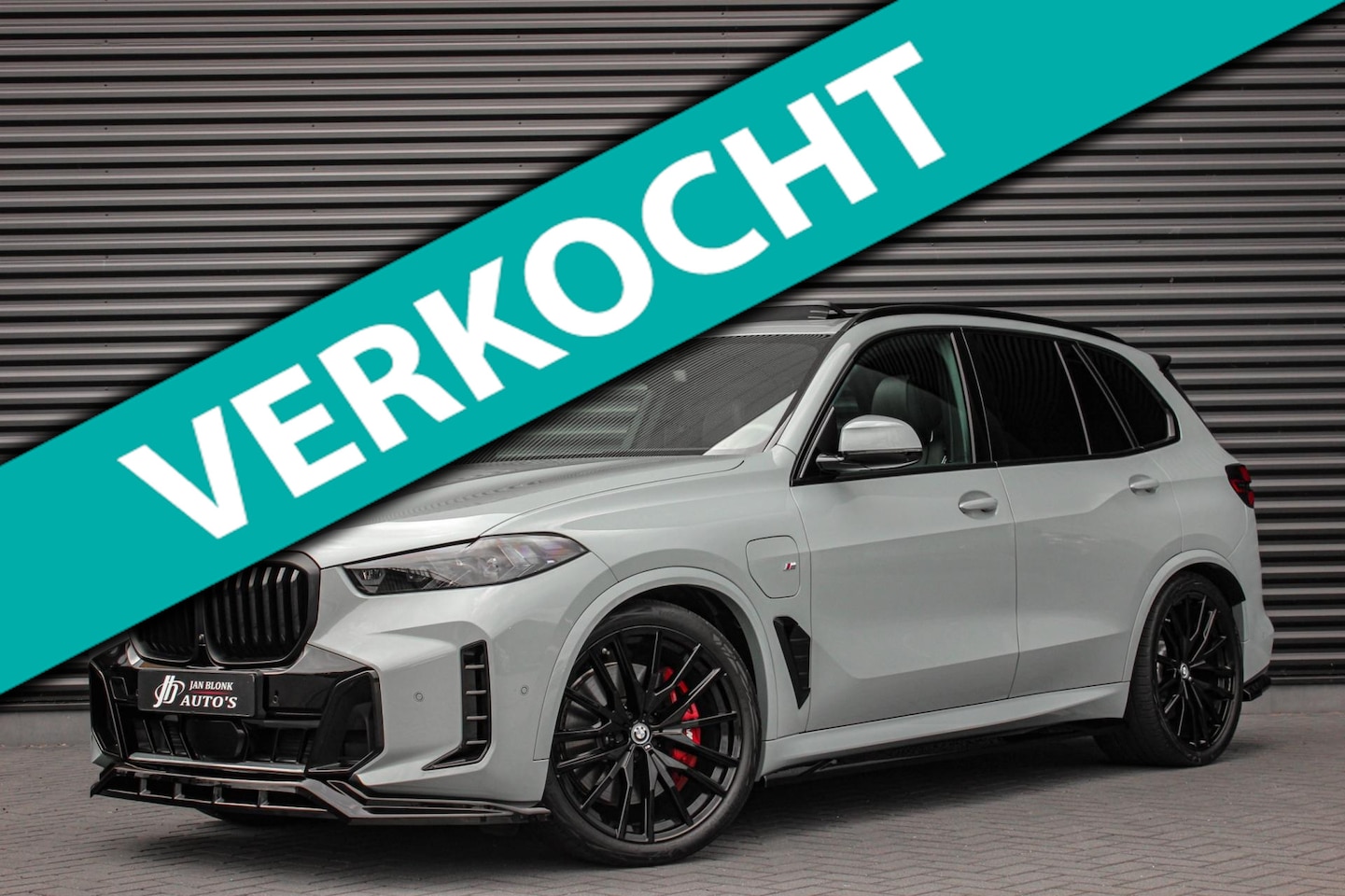 BMW X5 - XDrive50e High Executive / HEAD- UP / PANO- DAK / 4- WHEEL STRURING / LUCHTVERING / DRIVIN - AutoWereld.nl