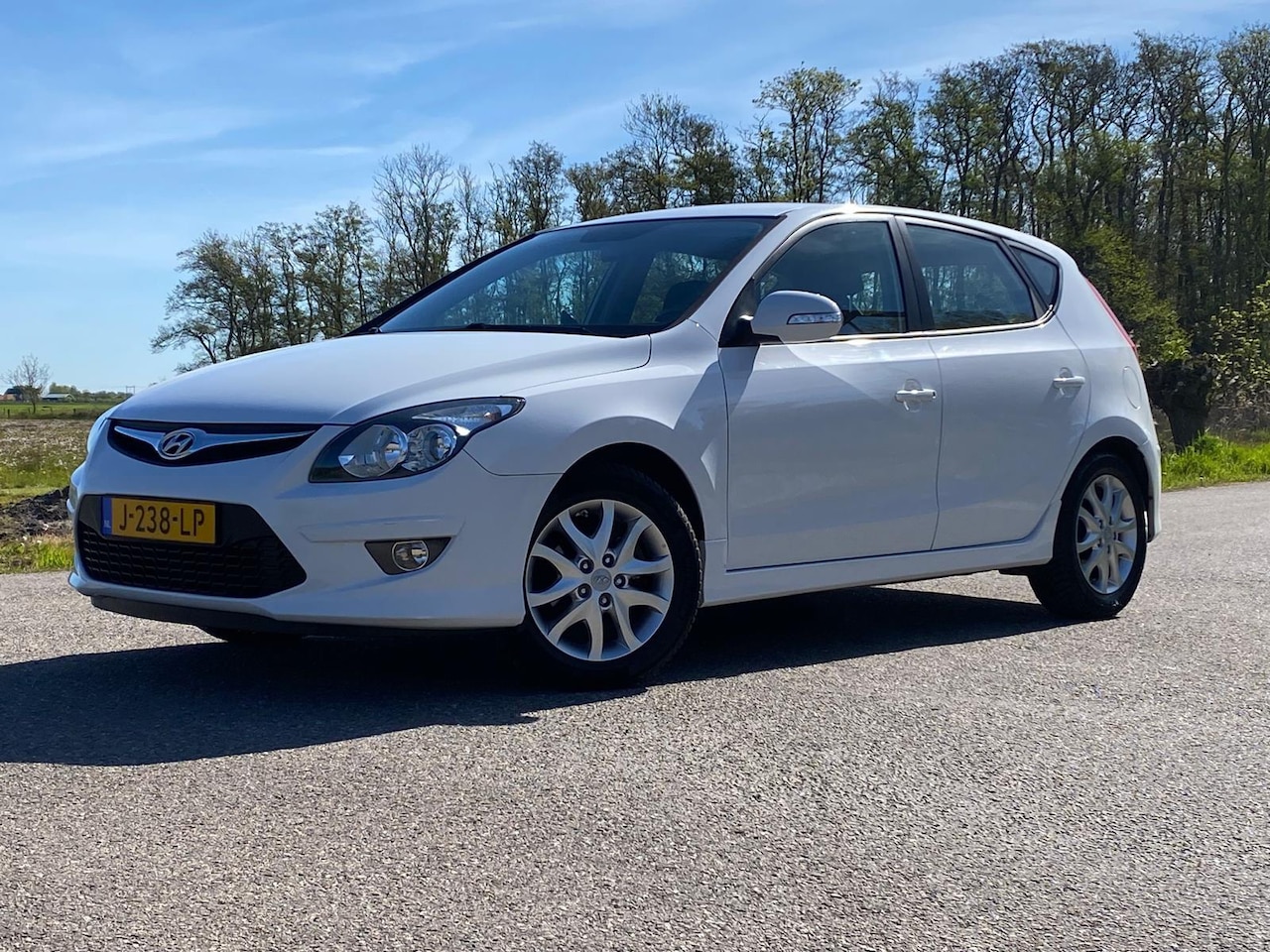 Hyundai i30 - 1.4i i-Drive Cool 5DRS AIRCO Leder-Int NAP Stoel-Verwaring Goed Ondehouden - AutoWereld.nl