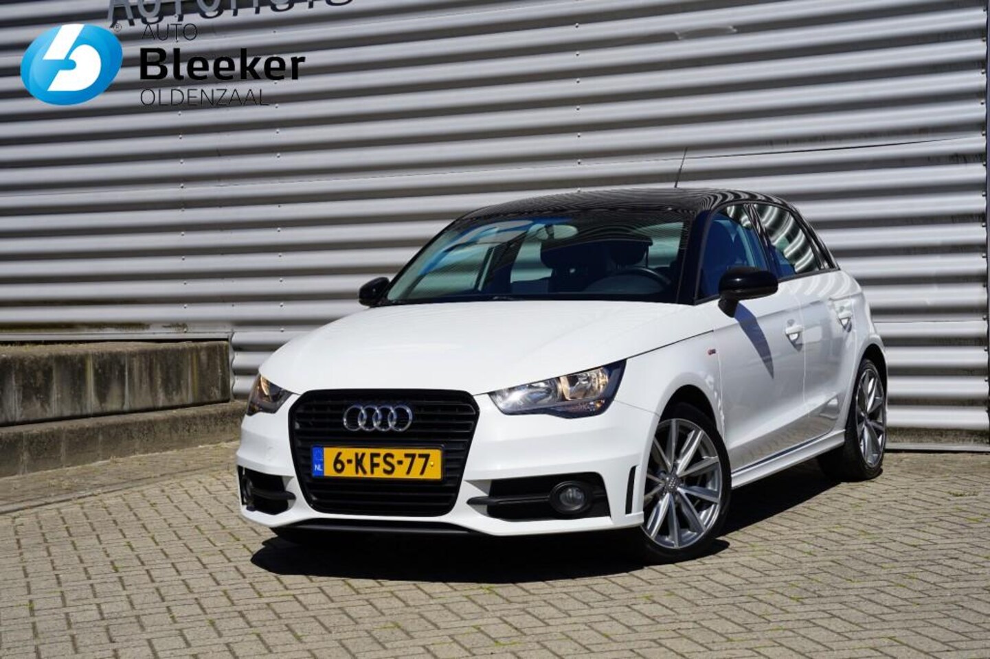 Audi A1 - 1.2 TFSI Admired Airco BT Cruise 17LM S-Line ext. NL-auto! - AutoWereld.nl