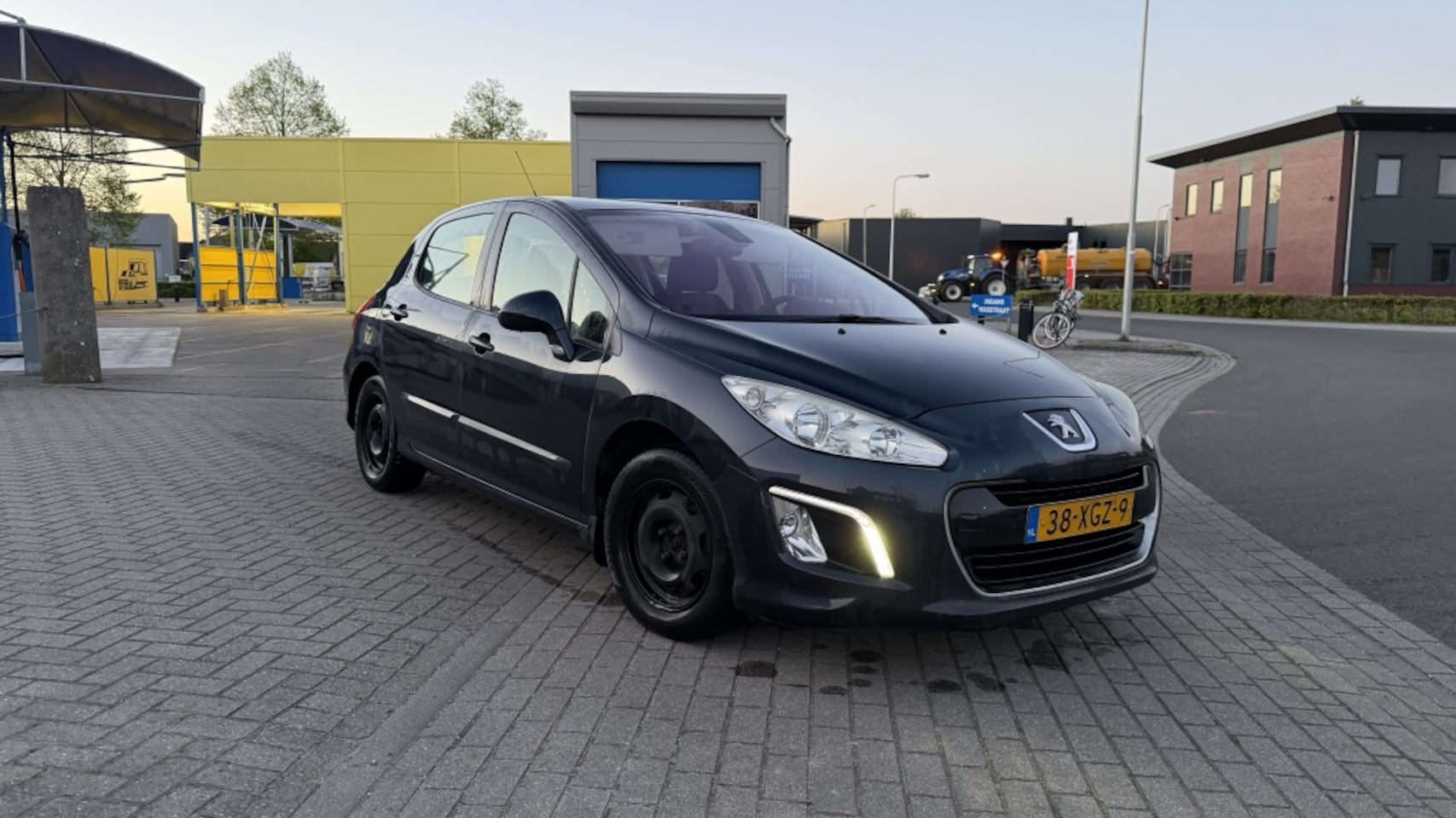 Peugeot 308 - 1.6 VTi Active 1.6 VTi Active - AutoWereld.nl