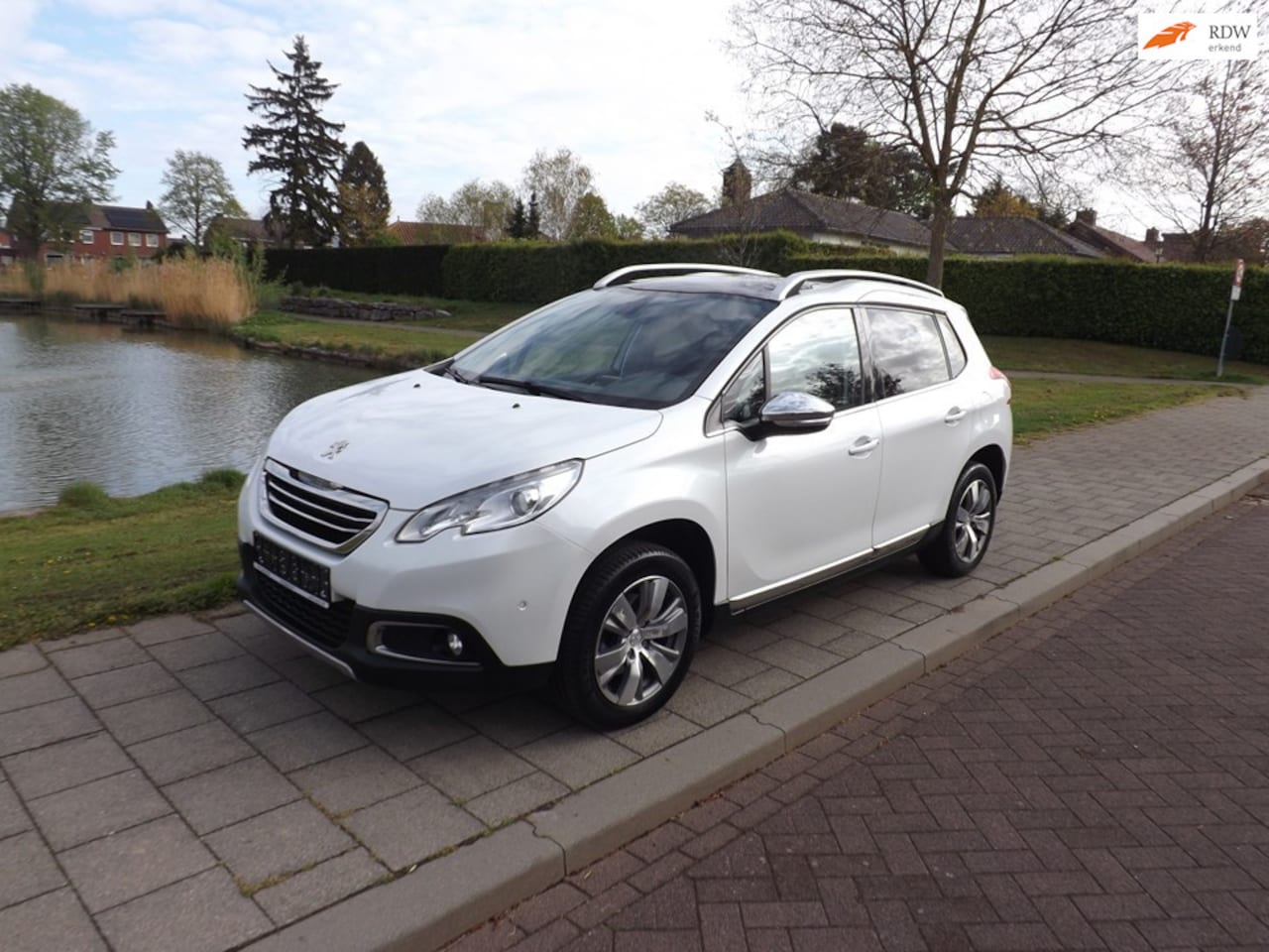 Peugeot 2008 - 1.6 VTi Allure 1.6 VTi Allure - AutoWereld.nl