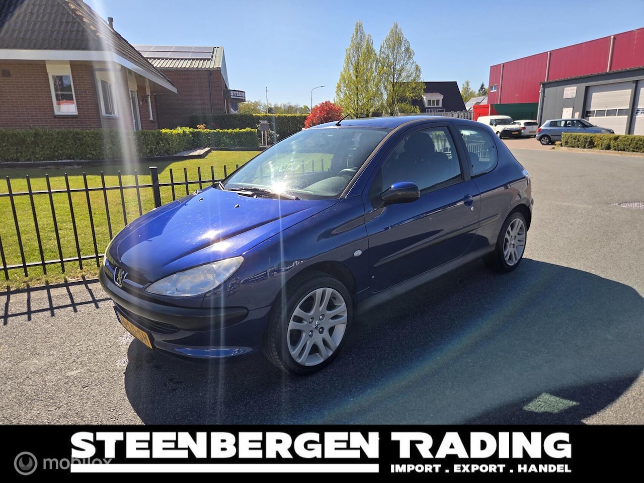 Peugeot 206 - 1.4 Gentry 2002 122.000 KILOMETERS N.A.P.! - AutoWereld.nl
