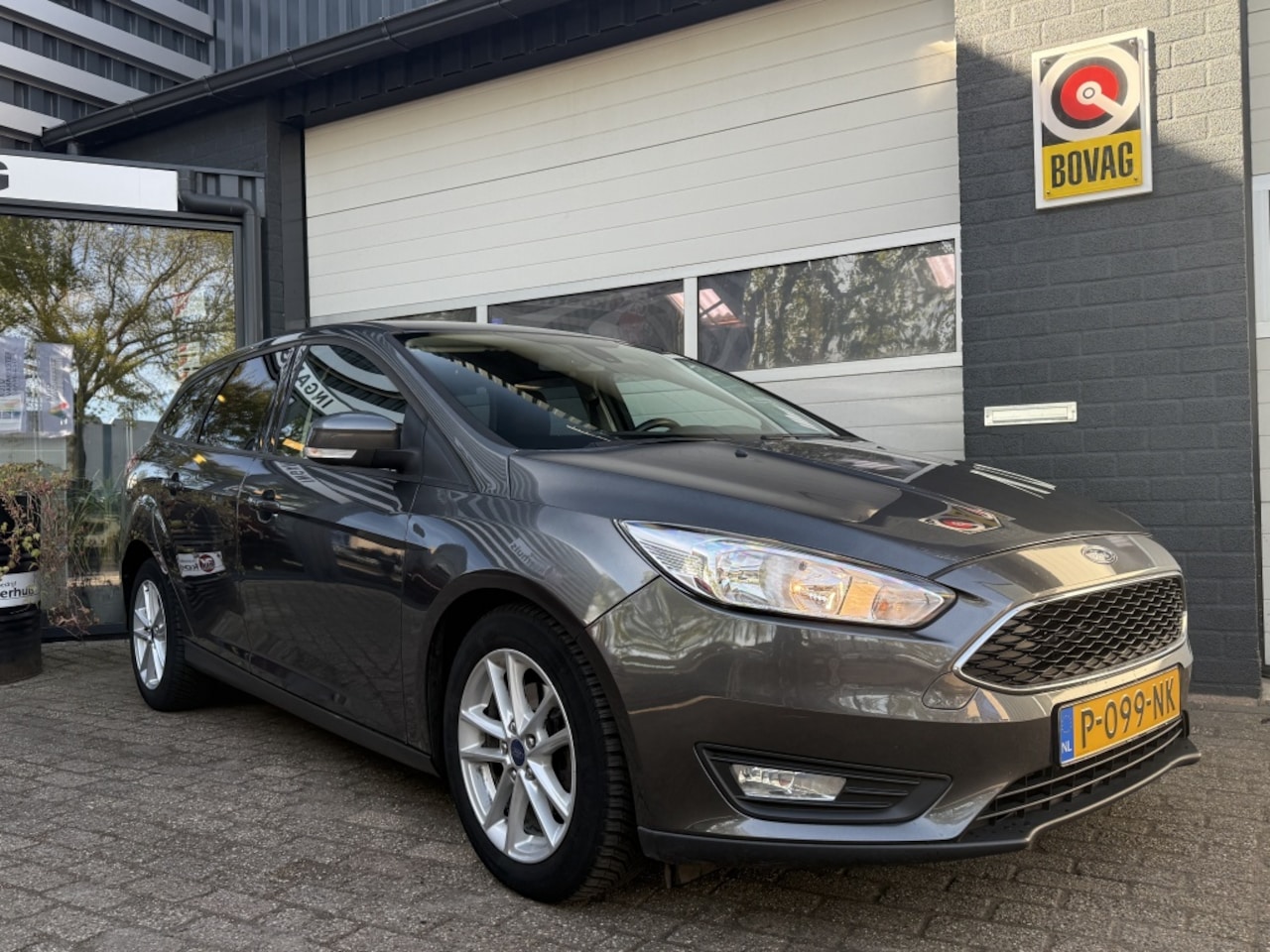 Ford Focus Wagon - 1.0 Trend 1.0 Trend - AutoWereld.nl