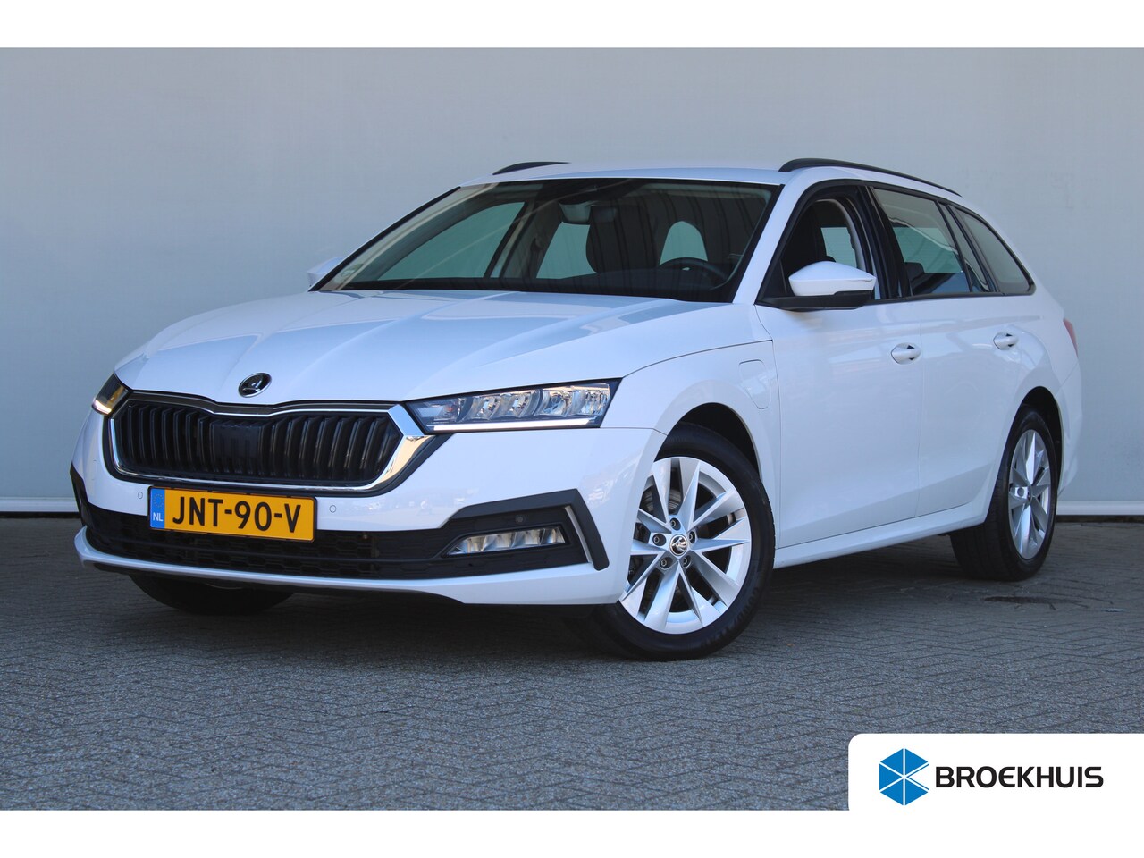 Skoda Octavia Combi - 1.4 TSI iV PHEV Business Edition | Stoelverwarming | LED-verlichting | Navigatiesysteem | - AutoWereld.nl