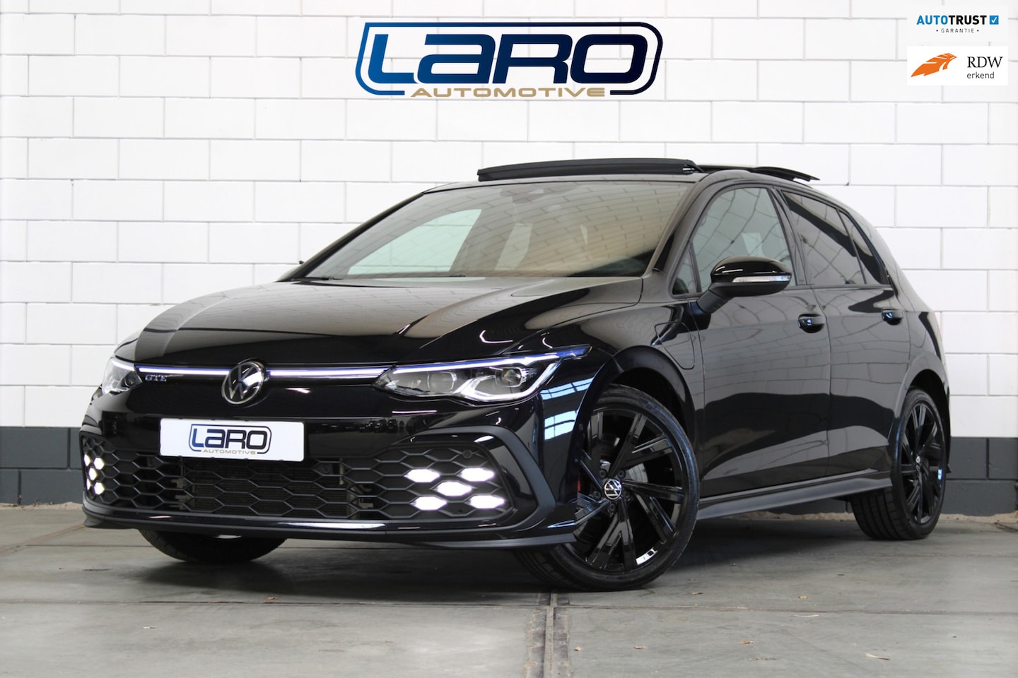 Volkswagen Golf - 1.4 eHybrid GTE FULL | Pano IQ.Lights Trekh. Cam Sfeer Blackstyle CarPlay - AutoWereld.nl