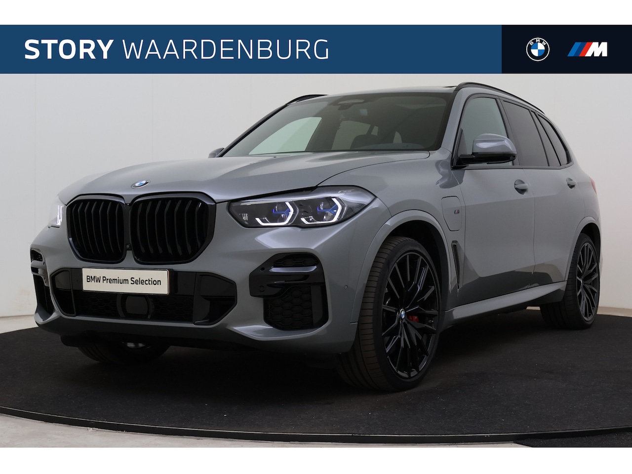 BMW X5 - xDrive45e High Executive M Sport Automaat / Panoramadak Sky Lounge / Trekhaak / Laserlight - AutoWereld.nl