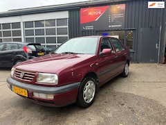 Volkswagen Vento - 1.8 CL /Nieuwstaat/Weinig KM