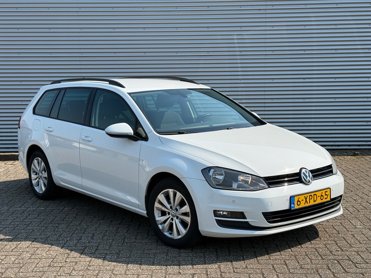 Volkswagen Golf Variant - 1.6 TDI Comfortline / Dealer Onderhouden / APK / Inruil Mog. - AutoWereld.nl