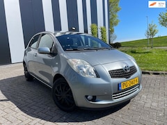 Toyota Yaris - 1.3 VVTi Terra Nw APK-Airco-Elekpakket-2 Sleutels