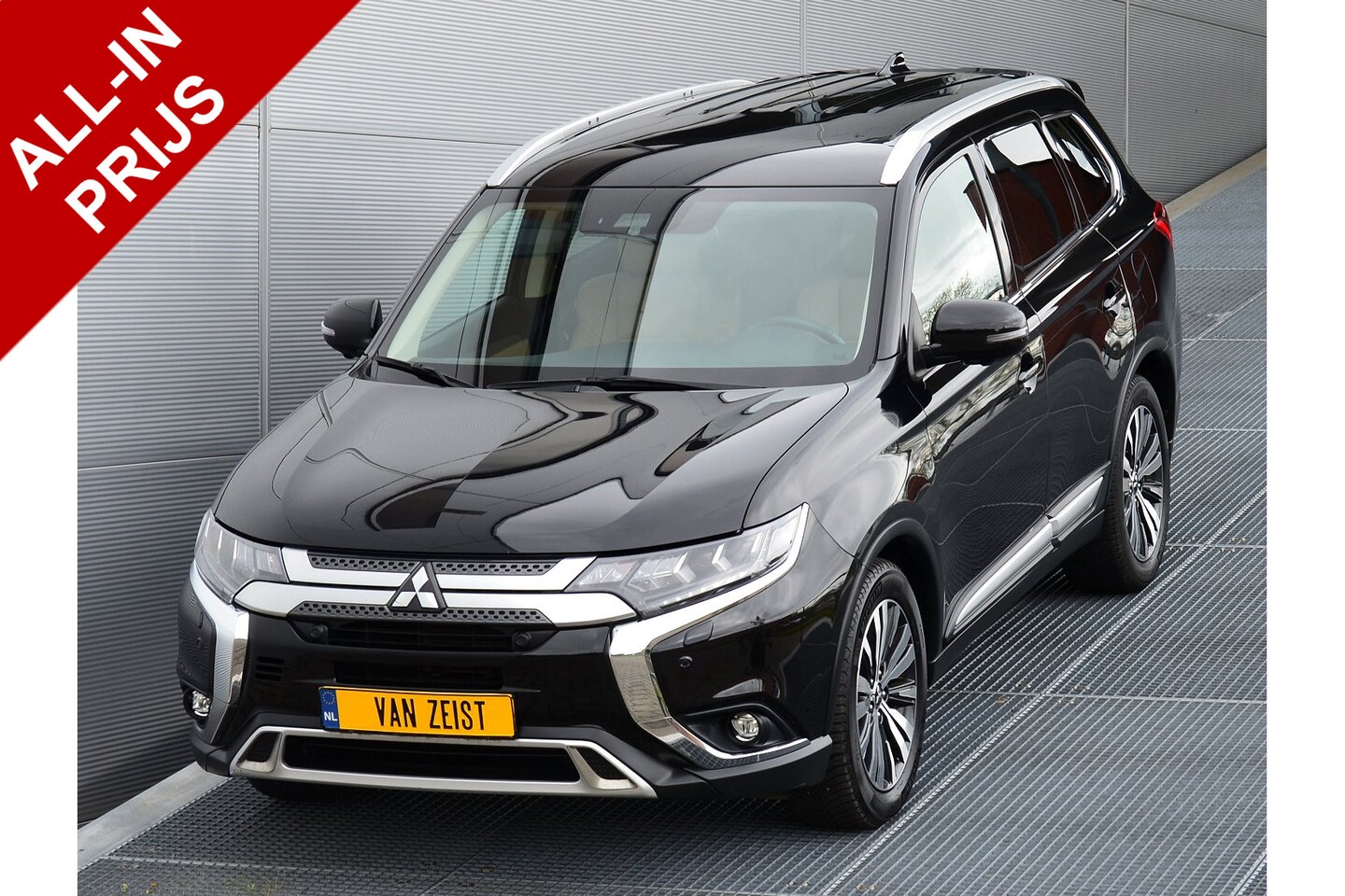Mitsubishi Outlander - 2.O CVT INSTYLE 7-ZIT 4WD | HOGE ZIT | LEER | ADAPTIEF CRUISE | 7 PERSOONS | TREKHAAK | AL - AutoWereld.nl