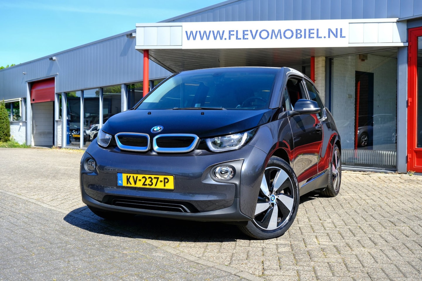 BMW i3 - Basis Comfort Advance 94Ah 33 kWh Aut. Navi|Half Leder|Clima - AutoWereld.nl
