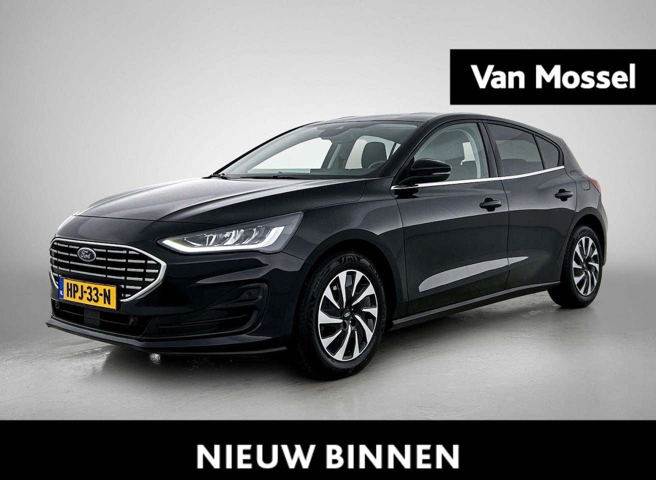 Ford Focus - 1.0 EcoBoost Hybrid Titanium | NAVIGATIE | CLIMATE CONTROL | ACHTERUITRIJCAMERA | PARKEERS - AutoWereld.nl